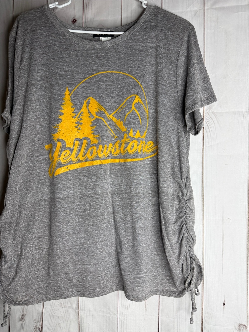 Yellowstone Graphic Short Sleeve Tee in Gray with Yellow Print 2x -1165